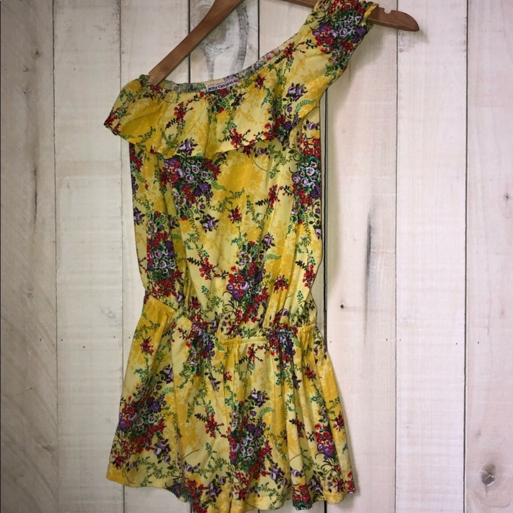 Women’s floral off the shoulder Romper - Picture 1 of 3